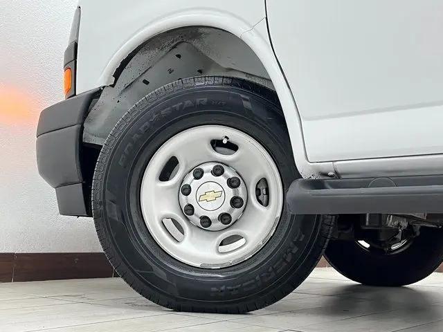 2023 Chevrolet Express Passenger RWD 3500 Extended Wheelbase LS