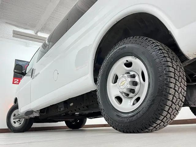 2023 Chevrolet Express Passenger RWD 3500 Extended Wheelbase LS