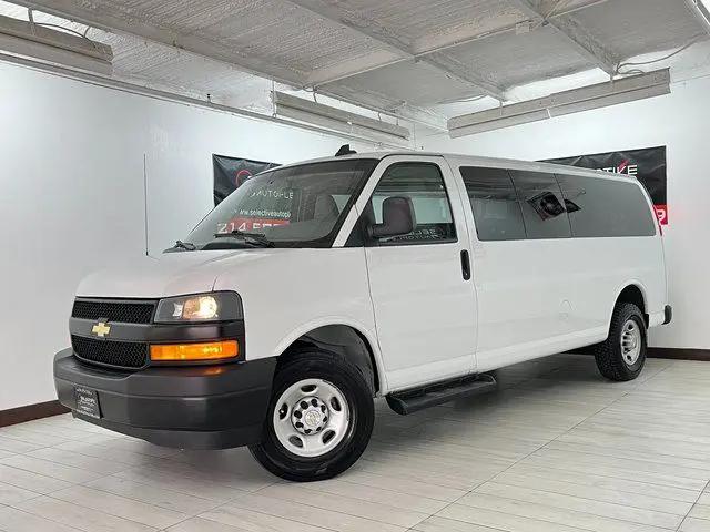 2023 Chevrolet Express Passenger RWD 3500 Extended Wheelbase LS