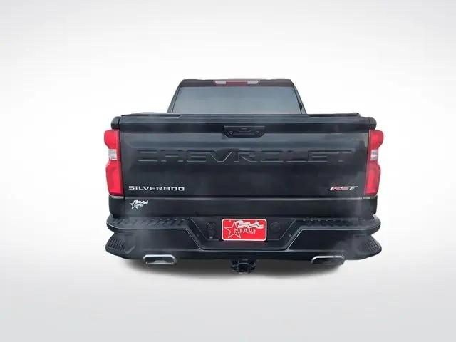 2022 Chevrolet Silverado 1500 4WD Crew Cab Short Bed RST