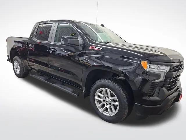2022 Chevrolet Silverado 1500 4WD Crew Cab Short Bed RST