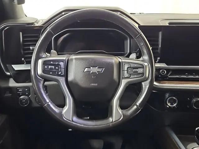 2022 Chevrolet Silverado 1500 4WD Crew Cab Short Bed RST