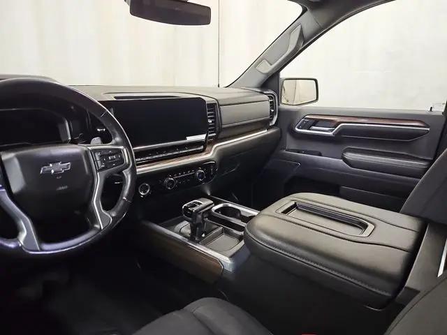 2022 Chevrolet Silverado 1500 4WD Crew Cab Short Bed RST