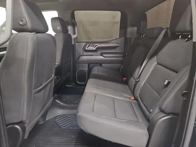 2022 Chevrolet Silverado 1500 4WD Crew Cab Short Bed RST