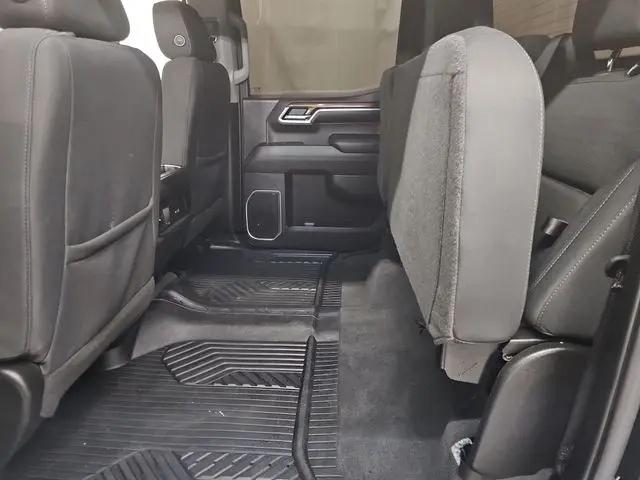 2022 Chevrolet Silverado 1500 4WD Crew Cab Short Bed RST