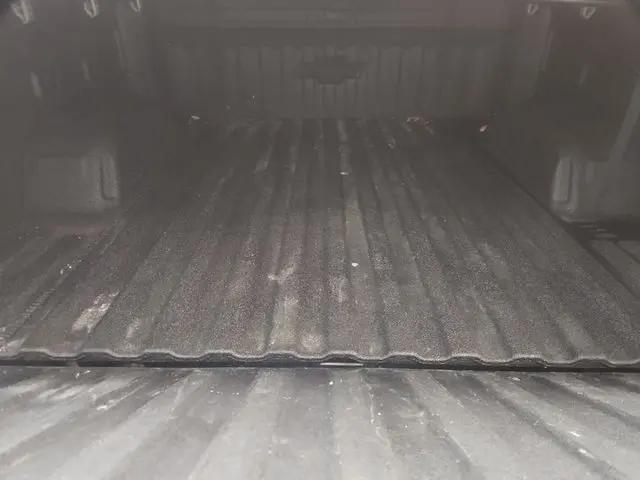 2022 Chevrolet Silverado 1500 4WD Crew Cab Short Bed RST