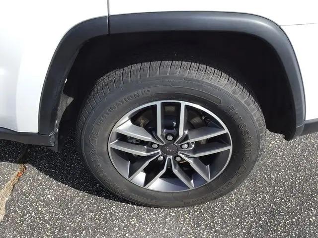 2022 Jeep Grand Cherokee Limited 4x2