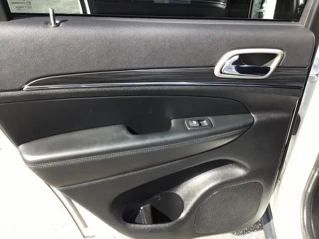 2022 Jeep Grand Cherokee Limited 4x2