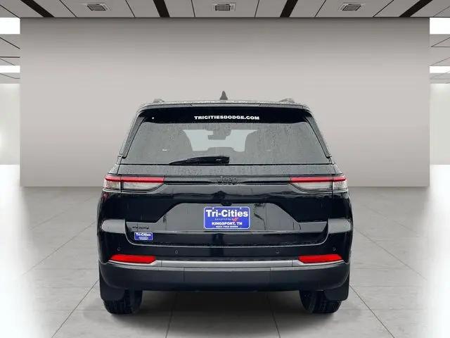 2026 Jeep Grand Cherokee Altitude 4x4