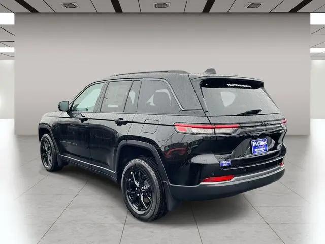 2026 Jeep Grand Cherokee Altitude 4x4