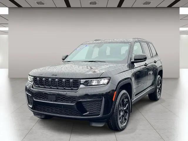 2026 Jeep Grand Cherokee Altitude 4x4
