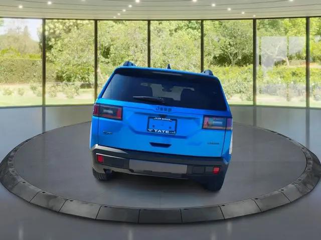 2026 Jeep Cherokee Laredo 4x4