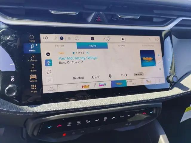 2026 Jeep Cherokee Laredo 4x4