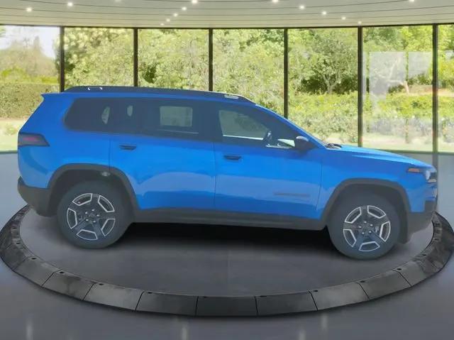 2026 Jeep Cherokee Laredo 4x4