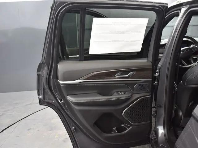 2026 Jeep Grand Cherokee Limited Reserve