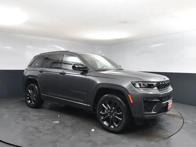 2026 Jeep Grand Cherokee Limited Reserve
