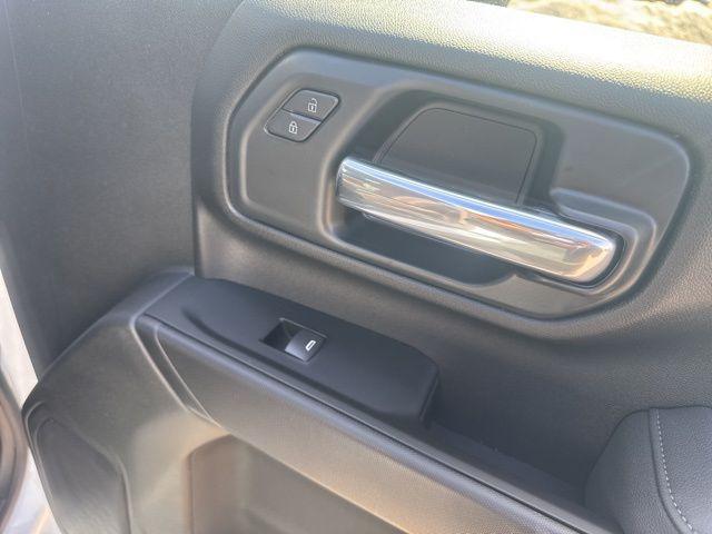 2026 GMC Sierra 2500HD Regular Cab, Long Bed, SLE, 4WD