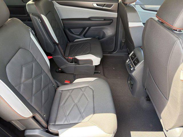 2026 Volkswagen Atlas Peak Edition