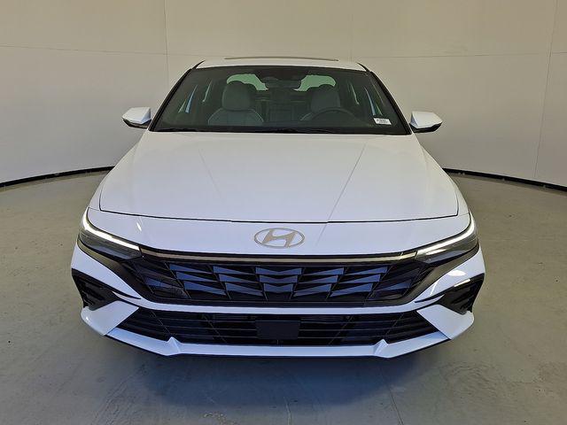 2026 Hyundai Elantra Hybrid Limited