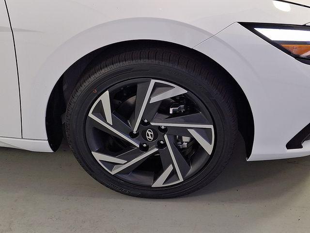 2026 Hyundai Elantra Hybrid Limited
