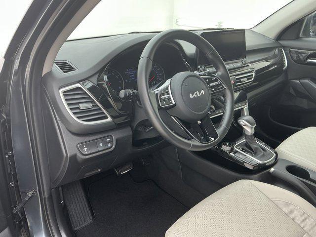 2023 Kia Seltos EX
