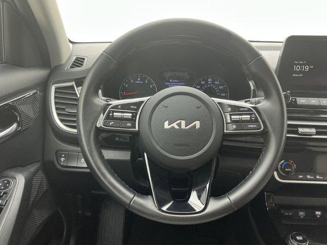 2023 Kia Seltos EX