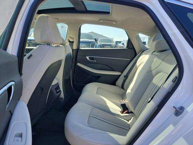 2026 Hyundai Sonata Hybrid SEL