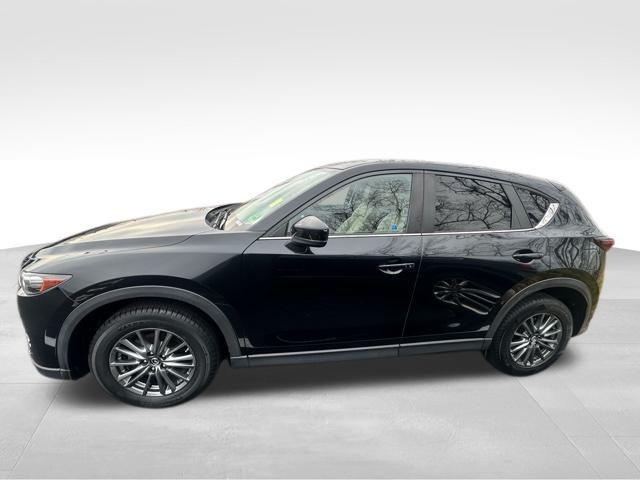 2017 Mazda CX-5 Touring 2017 Mazda CX-5 Touring