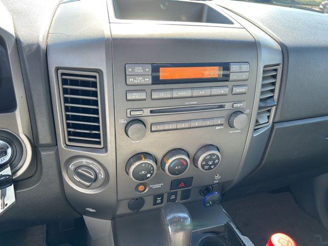 2004 Nissan Titan SE