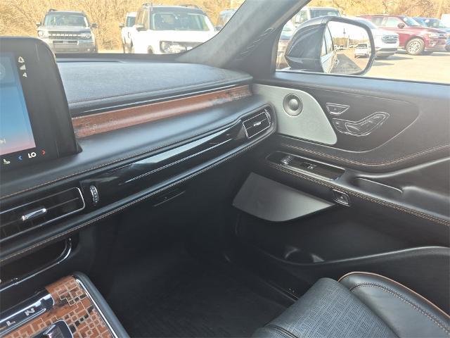 2025 Lincoln Aviator Black Label