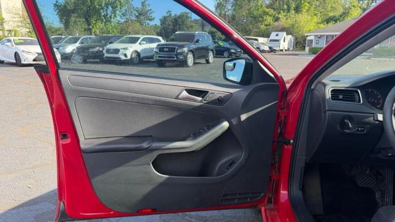 2014 Volkswagen Jetta 2.0L S