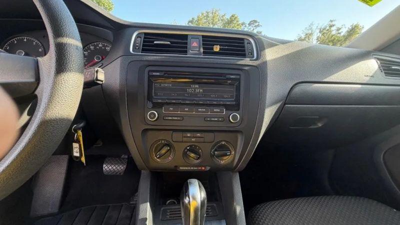 2014 Volkswagen Jetta 2.0L S
