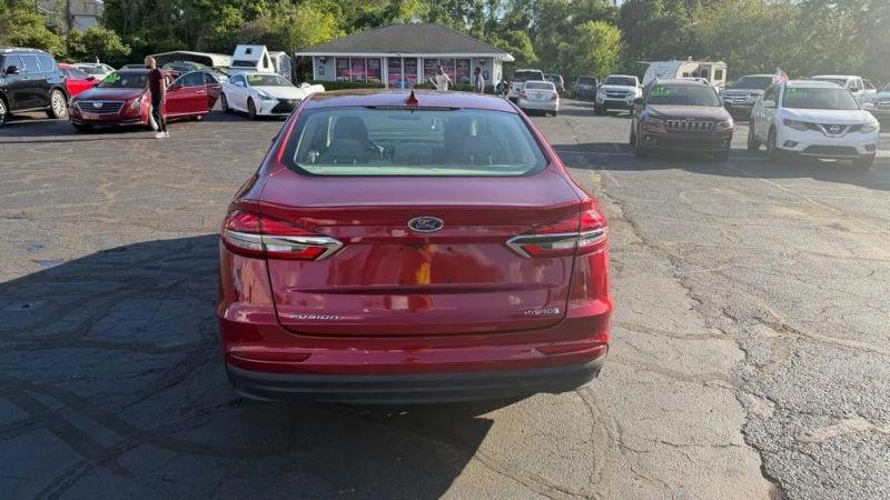 2019 Ford Fusion Hybrid SE