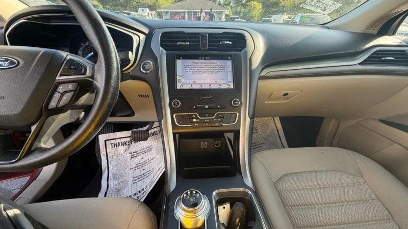 2019 Ford Fusion Hybrid SE