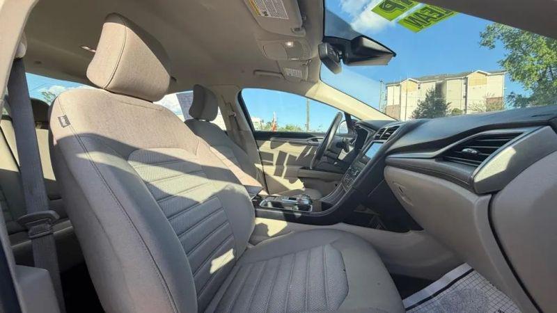 2019 Ford Fusion Hybrid SE