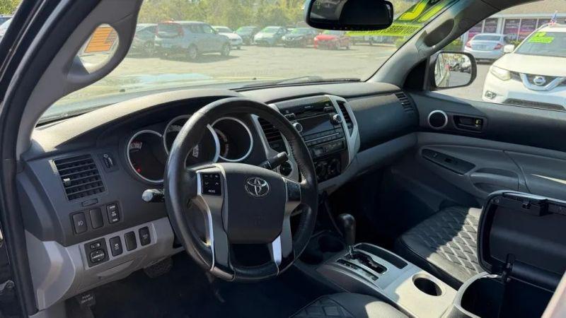 2012 Toyota Tacoma Base V6