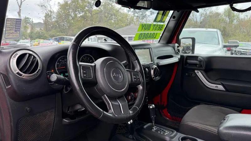2017 Jeep Wrangler Unlimited Sahara 4x4