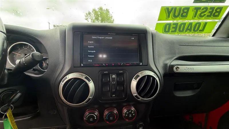 2017 Jeep Wrangler Unlimited Sahara 4x4