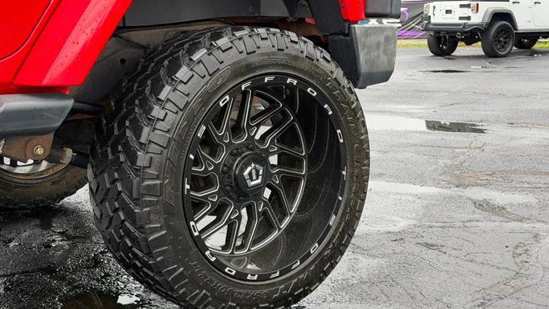 2017 Jeep Wrangler Unlimited Sahara 4x4