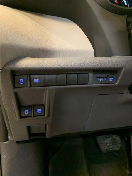 2023 Toyota Sienna Limited