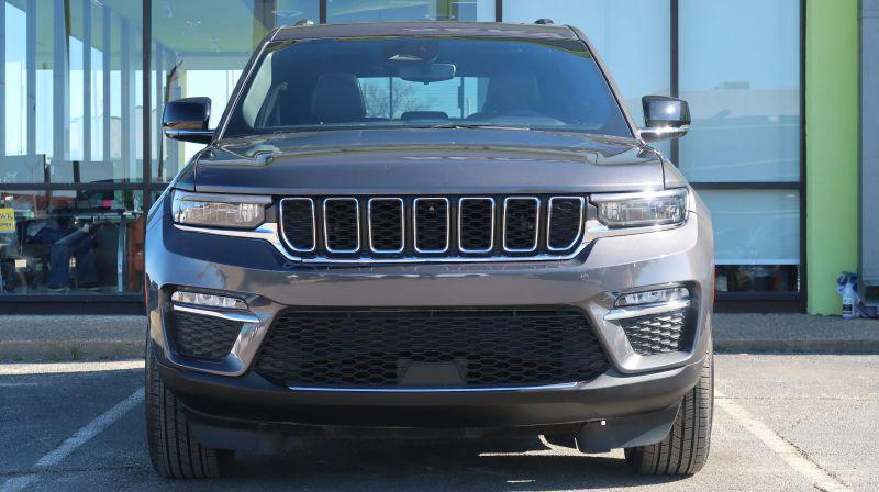 2024 Jeep Grand Cherokee Anniversary Edition