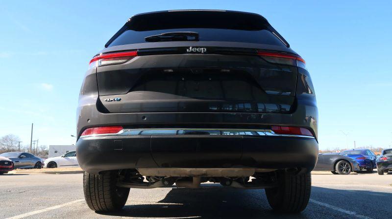 2024 Jeep Grand Cherokee Anniversary Edition