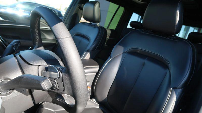 2024 Jeep Grand Cherokee Anniversary Edition