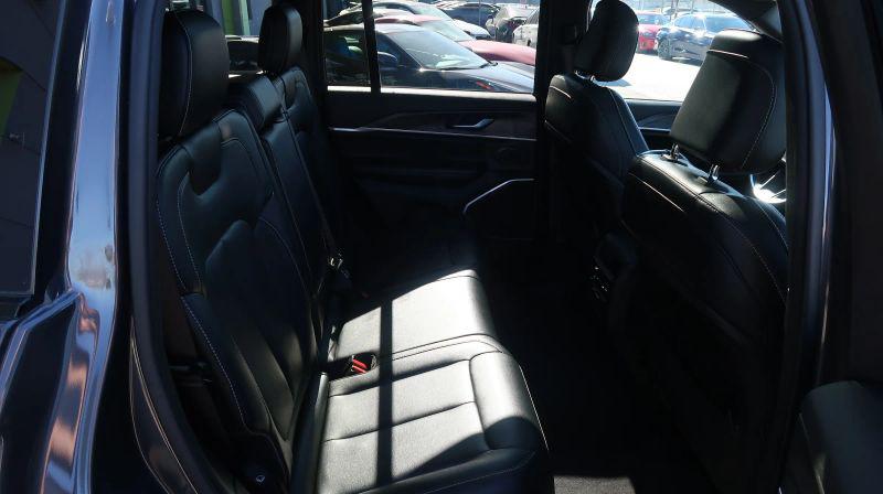 2024 Jeep Grand Cherokee Anniversary Edition