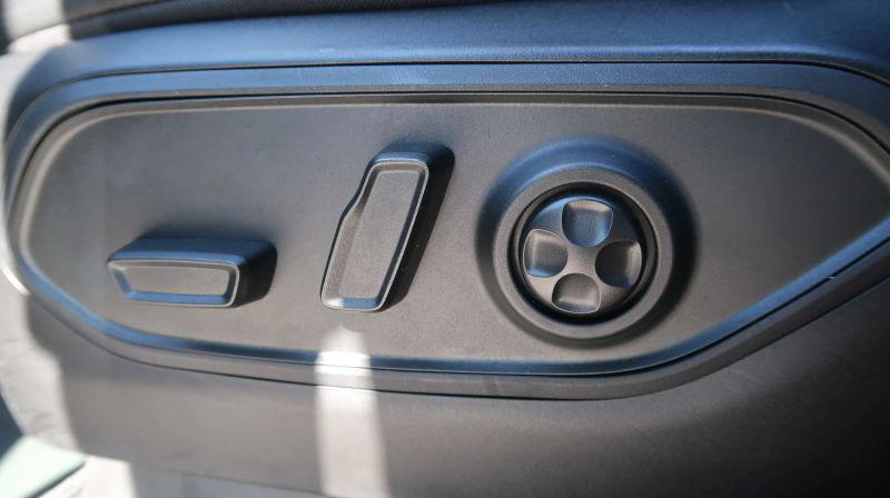 2024 Jeep Grand Cherokee Anniversary Edition