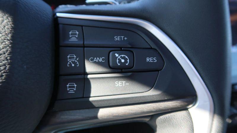 2024 Jeep Grand Cherokee Anniversary Edition