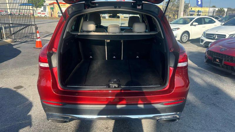 2018 Mercedes-Benz GLC 300