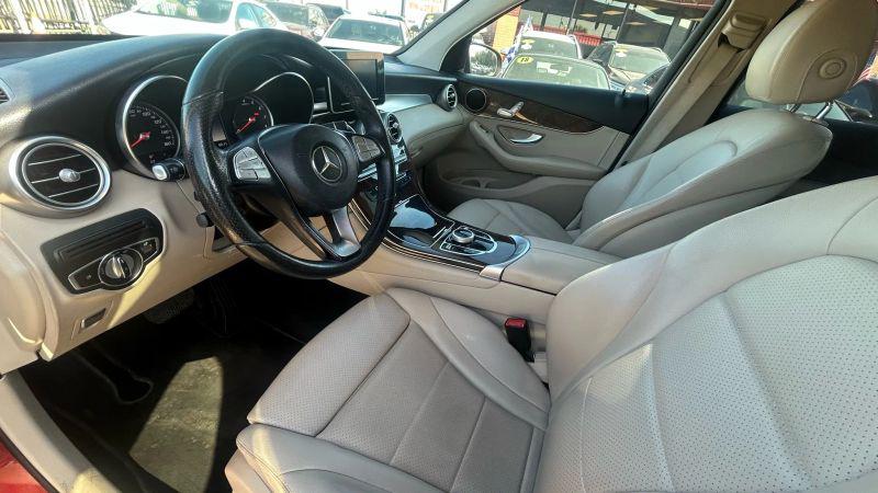 2018 Mercedes-Benz GLC 300