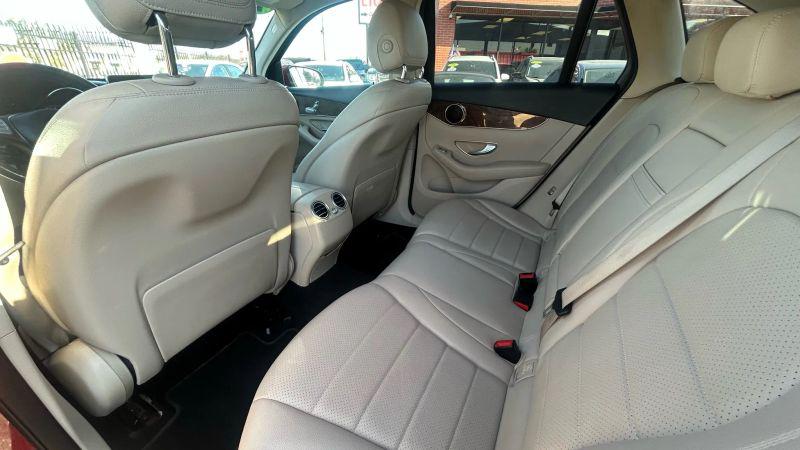 2018 Mercedes-Benz GLC 300