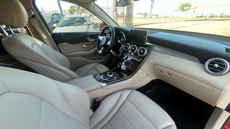 2018 Mercedes-Benz GLC 300